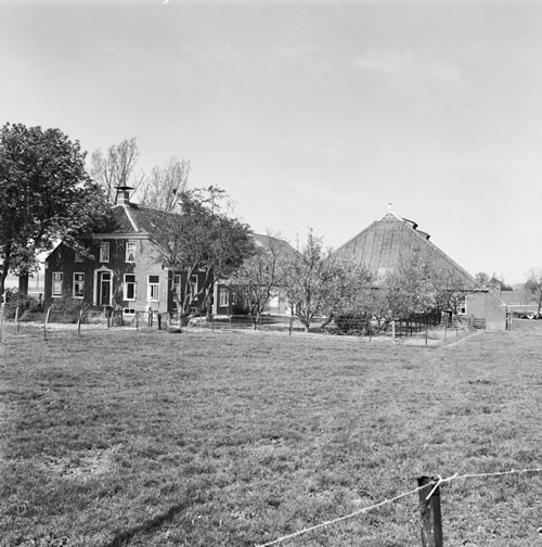 Voorgevel boerderij Peperstraat 11 te Godlinze.